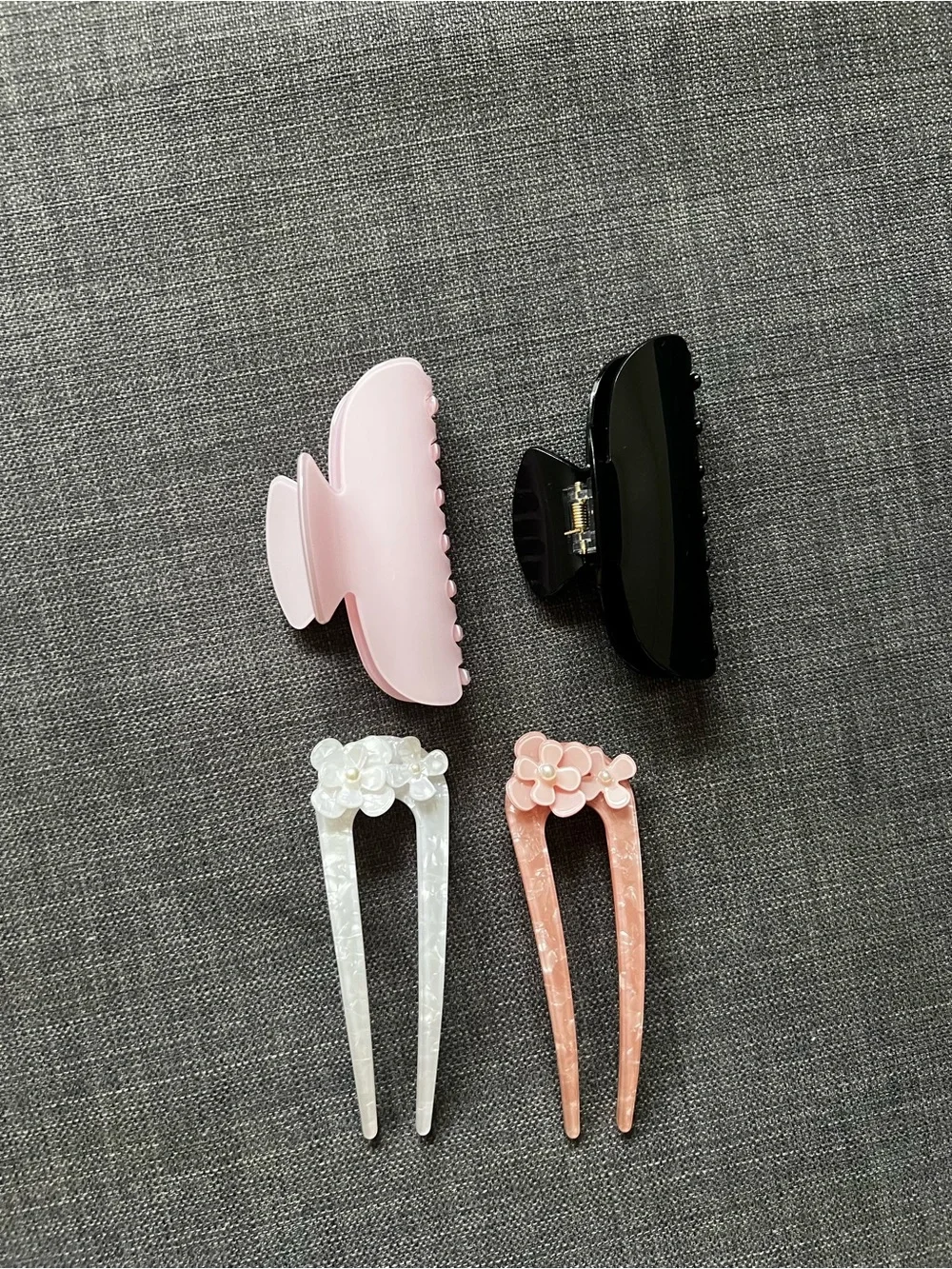 Hair clips